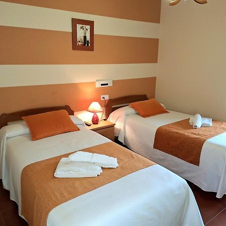 Hostal Rio Duero Molinos de Duero Zewnętrze zdjęcie