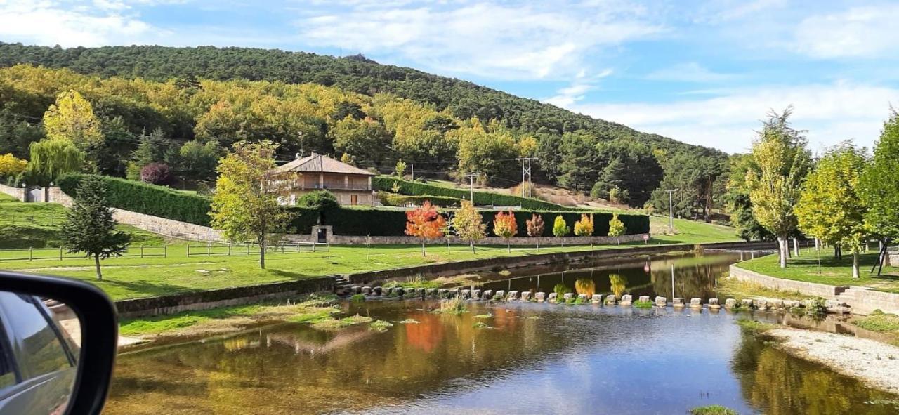 Hostal Rio Duero Molinos de Duero Zewnętrze zdjęcie