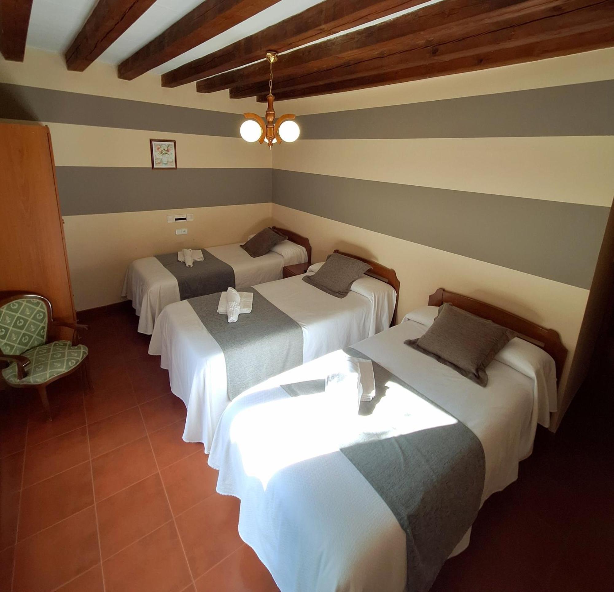 Hostal Rio Duero Molinos de Duero Zewnętrze zdjęcie