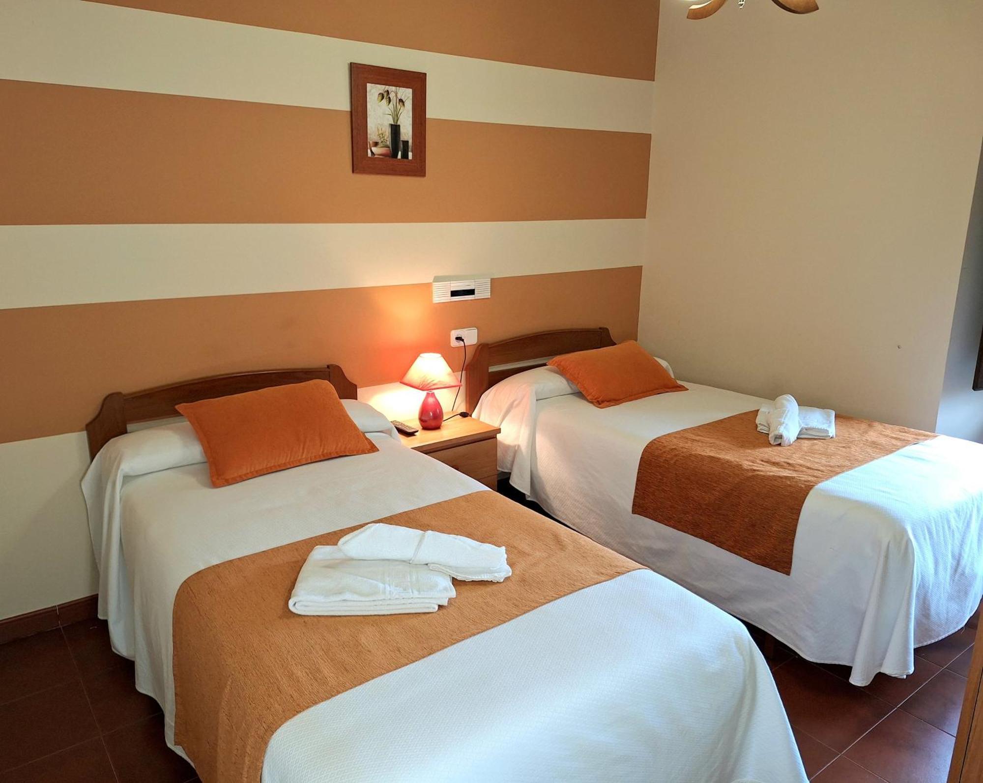 Hostal Rio Duero Molinos de Duero Zewnętrze zdjęcie